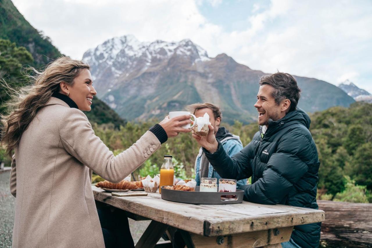 Milford Sound Lodge Buitenkant foto